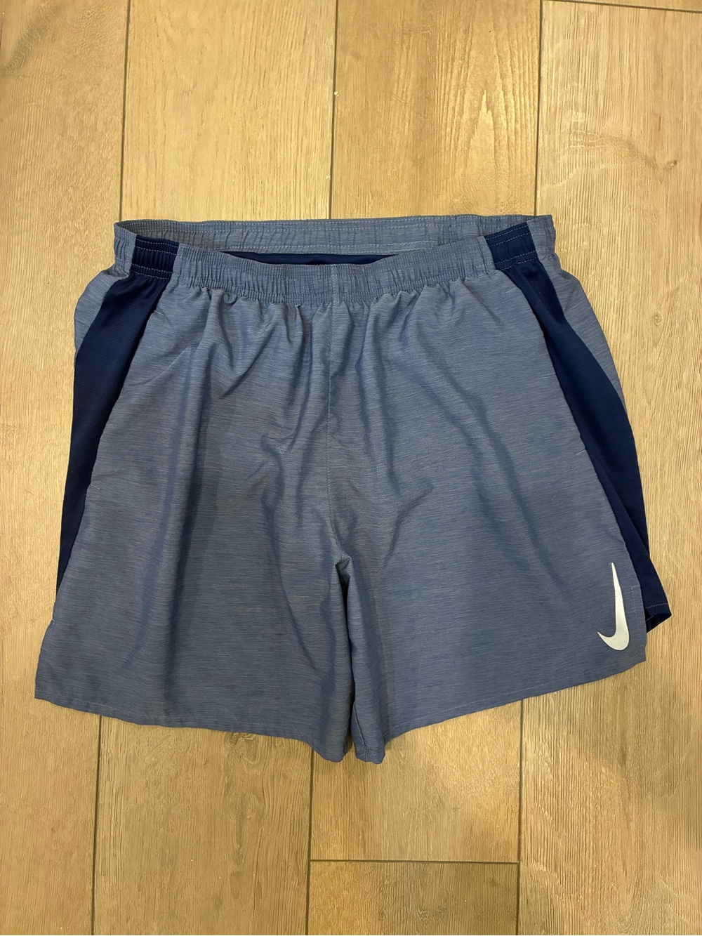Nike Men’s Dri-FIT Challenger running shorts